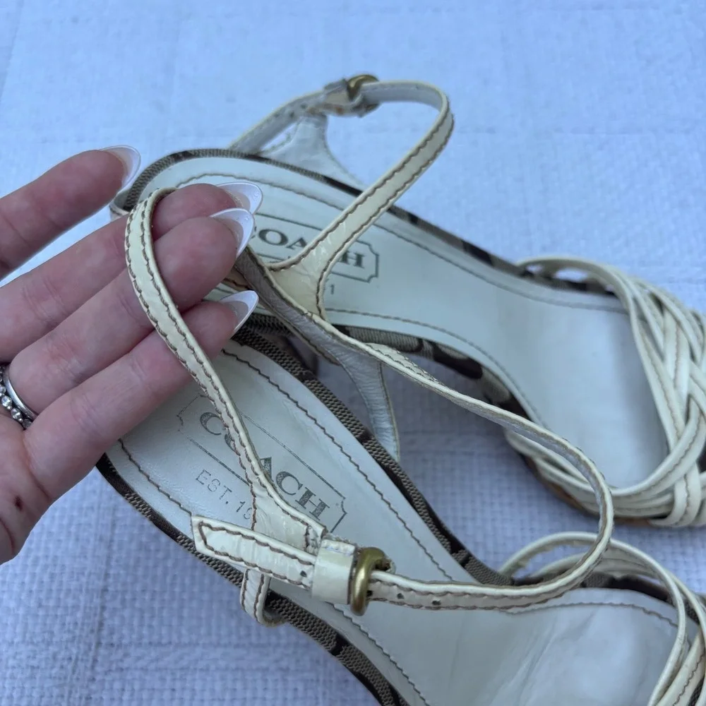 Coach women 8b